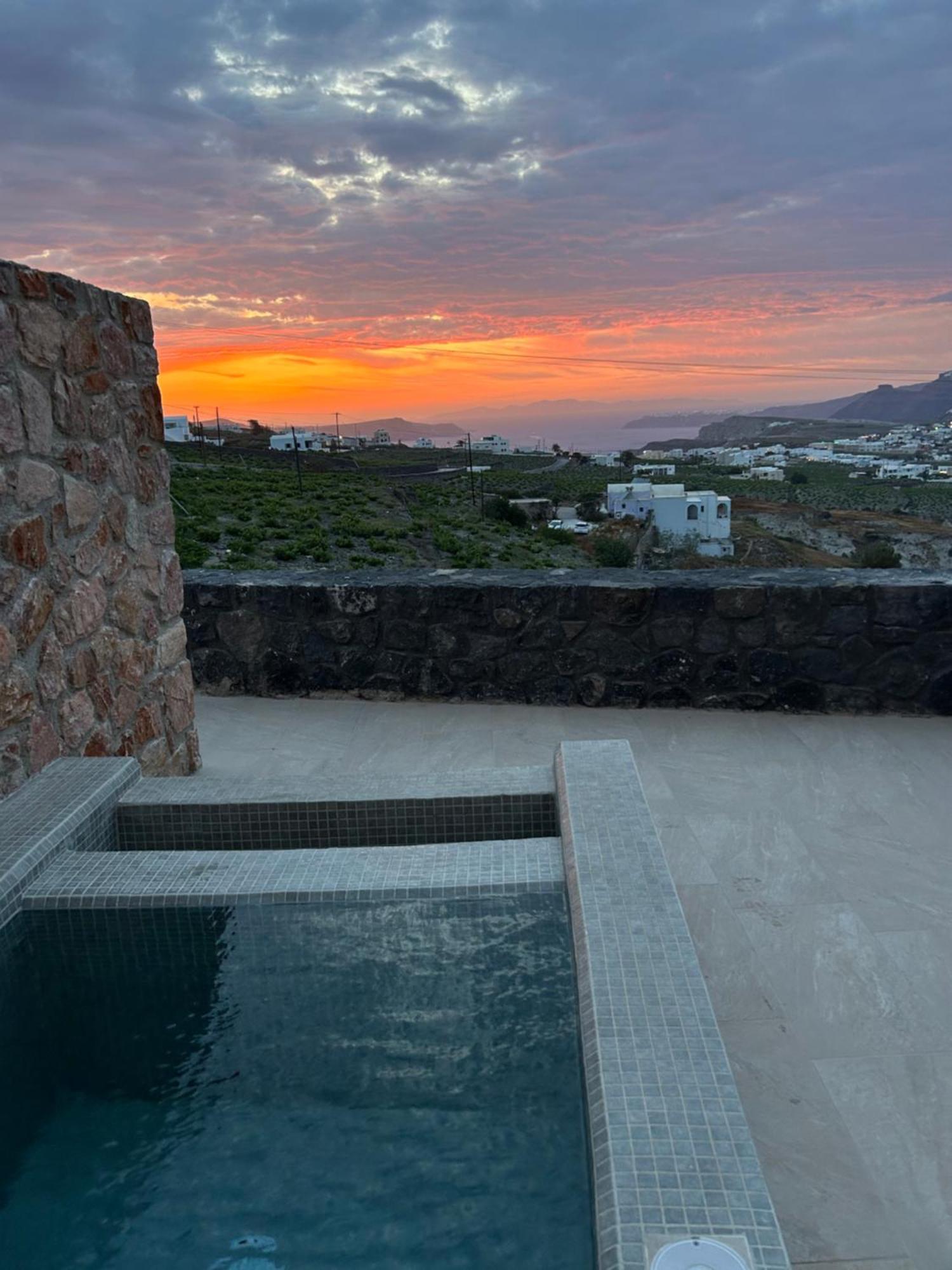 Aroma Cavas Apartment Pyrgos Kallistis Luaran gambar